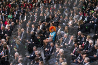 PEOPLE - Paradiesvogel: Olivia Jones an der Bundespräsidenten-Wahl in Berlin