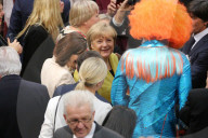PEOPLE - Paradiesvogel: Olivia Jones an der Bundespräsidenten-Wahl in Berlin