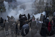 NEWS - Paris: Wütende Proteste im Vorort von Bobigny
