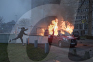 NEWS - Paris: Wütende Proteste im Vorort von Bobigny