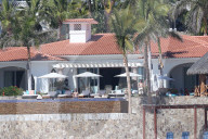 EXKLUSIV - Jennifer Aniston feiert ihren Geburtstag mit Freunden in Mexico