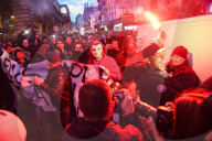 NEWS - Paris: Demonstrationen für "Gerechtigkeit für Theo"