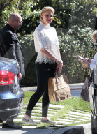 PEOPLE - Katherine Heigl in Los Feliz unterwegs