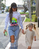 EXKLUSIV - Kourtney Kardashian soll 'Etwas' mit Justin Bieber haben