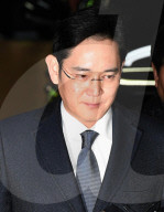 NEWS - Südkorea: Samsung-Chef Le Jae-yong verhaftet