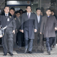 NEWS - Südkorea: Samsung-Chef Le Jae-yong verhaftet