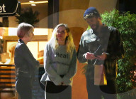 EXKLUSIV - Miley Cyrus und Liam Hemsworth gehen zum Dinner in LA