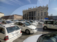 NEWS - Turin: Taxifahrer protestieren gegen Uber