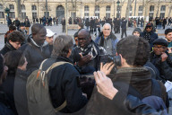 NEWS - Paris: Demonstrationen gegen Polizeigewalt