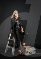 STUDIO - Sophie Monk 
