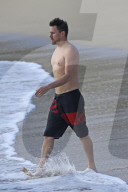 EXKLUSIV - Channing Tatum und Jenna Dewan turteln am Beach auf Hawaii