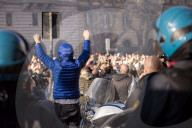 NEWS - Italien: Taxifahrer streiken - Gewaltsame Proteste in Rom