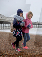 NEWS - Sturm Doris zieht über England