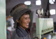 REPORTAGE - Lächelnde Menschen in Nordkorea