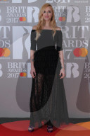 PEOPLE - Brit Award 2017: Promis auf dem Roten Teppich