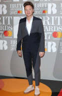 PEOPLE - Brit Award 2017: Promis auf dem Roten Teppich