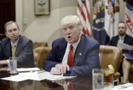 NEWS - USA: Trump bei der Beratung über den Haushalt