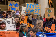 NEWS - New York: Demonstrationen gegen die Dakota Pipeline
