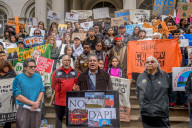 NEWS - New York: Demonstrationen gegen die Dakota Pipeline
