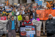 NEWS - New York: Demonstrationen gegen die Dakota Pipeline