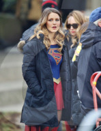 PEOPLE - Melissa Benoist speilt "Supergirl" in Vancouver