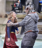 PEOPLE - Melissa Benoist speilt "Supergirl" in Vancouver