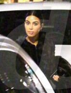 PEOPLE - Kim Kardashian verlässt Beauty-Salon in Los Angeles