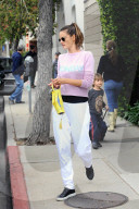 PEOPLE - Alessandra Ambrosio holt den Nachwuchs von der Schule ab