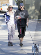 EXKLUSIV - Paris Hilton und Chirs Zylka turteln in Los Angeles