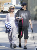 EXKLUSIV - Paris Hilton und Chirs Zylka turteln in Los Angeles
