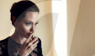 PEOPLE - Angelina Jolie für Guerlain "Notes of a woman"