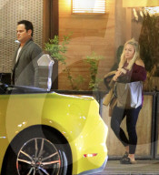 EXKLUSIV - Hilary Duff im Ausgang mit angeklgtem Ex-Gatten Mike Comrie
