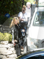 EXKLUSIV - Georgia May Jagger braucht Mama Jerry Hall's Unterstützung nach Streit mit Freund