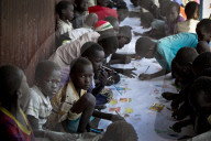 REPORTAGE - Vertrieben und verlassen: Waisenkinder im Südsudan