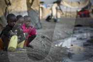 REPORTAGE - Vertrieben und verlassen: Waisenkinder im Südsudan