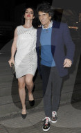 PEOPLE - Ronnie und Sally Wood beehren das Londoner Nachtleben