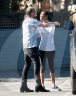PEOPLE - Zoe Saldana und Marco Perego jagen sich auf der Strasse nach
