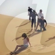 PEOPLE - Ungeheuerlich: Rod Stewart stellt IS-Köpf-Video nach