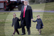 NEWS - USA: Viel beschäftigt und  ständig unterwegs: Präsident Donald Trump