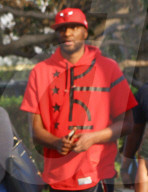 EXKLUSIV - Lamar Odom mit einer exakten Kopie von Khloe Kardashian unterwegs