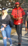 EXKLUSIV - Lamar Odom mit einer exakten Kopie von Khloe Kardashian unterwegs
