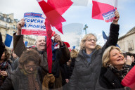 NEWS - Paris: Francois Fillon spricht auf dem TrocadÃ©ro zu seinen AnhÃ¤ngern