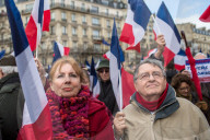 NEWS - Paris: Francois Fillon spricht auf dem TrocadÃ©ro zu seinen AnhÃ¤ngern