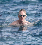 EXKLUSIV - Neil Patrick Harris und David Burtka tanken Sonne auf der Yacht
