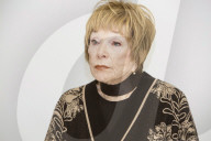 PORTRAIT - Shirley Maclaine