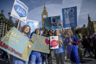 NEWS - London: Demonstrationen gegen die Kürzung des 'National Health Service'