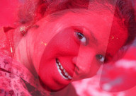 FEATURE - Bunte Angelegenheit: Das Holi Festival in Indien