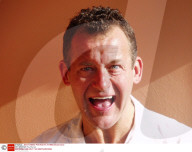 PEOPLE - Liebes-Aus mit Ehefrau: Dianas Butler Paul Burrell heiratet einen Mann