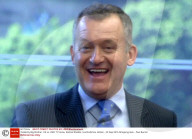 PEOPLE - Liebes-Aus mit Ehefrau: Dianas Butler Paul Burrell heiratet einen Mann