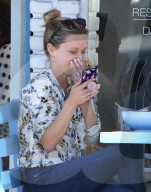 PEOPLE - Reese und Ava Witherspoon beim Mutter Tochter Lunch
